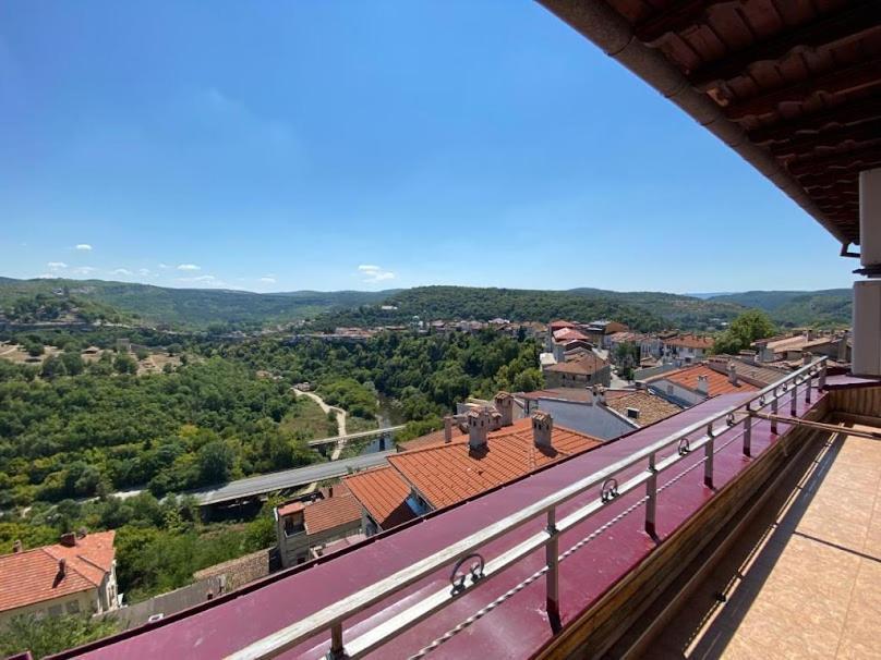 Hotel Comfort Велико-Тирново Екстер'єр фото