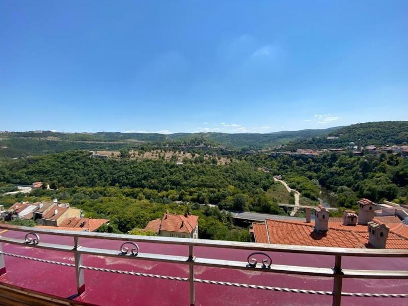 Hotel Comfort Велико-Тирново Екстер'єр фото