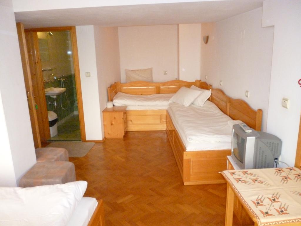 Hotel Comfort Велико-Тирново Номер фото