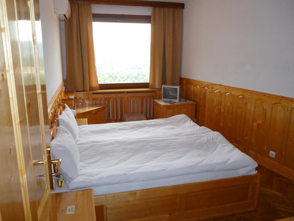 Hotel Comfort Велико-Тирново Номер фото