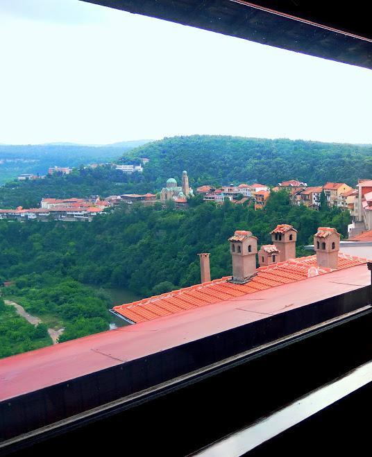 Hotel Comfort Велико-Тирново Екстер'єр фото